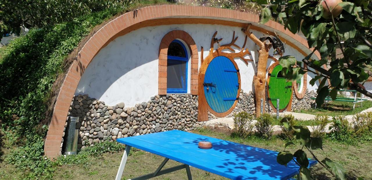 Cozy House Hotel Dilidzjan Buitenkant foto