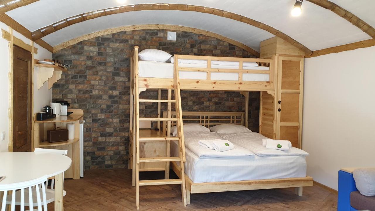 Cozy House Hotel Dilidzjan Buitenkant foto