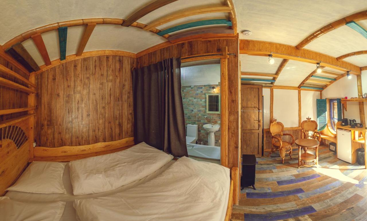 Cozy House Hotel Dilidzjan Buitenkant foto