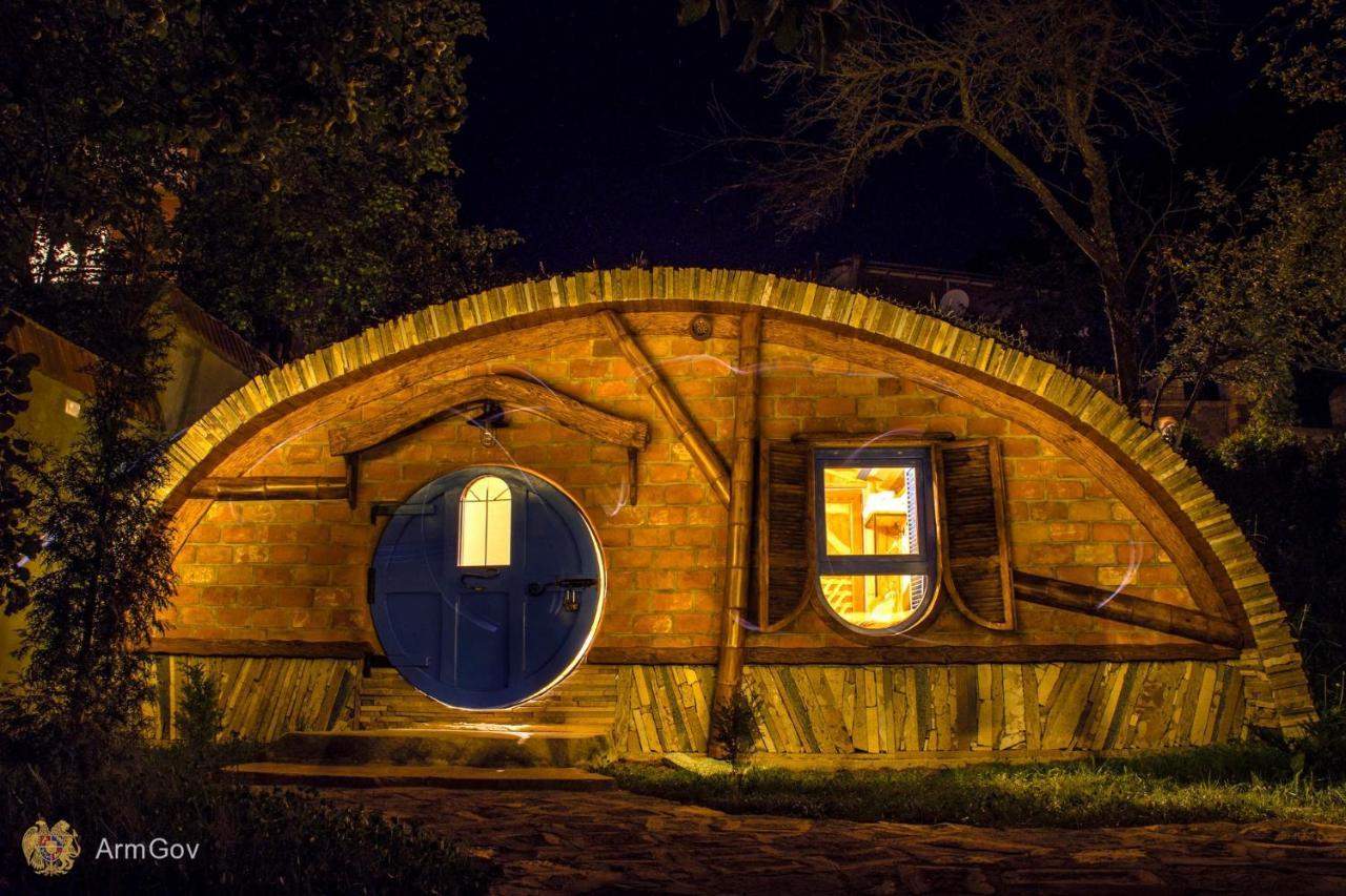 Cozy House Hotel Dilidzjan Buitenkant foto