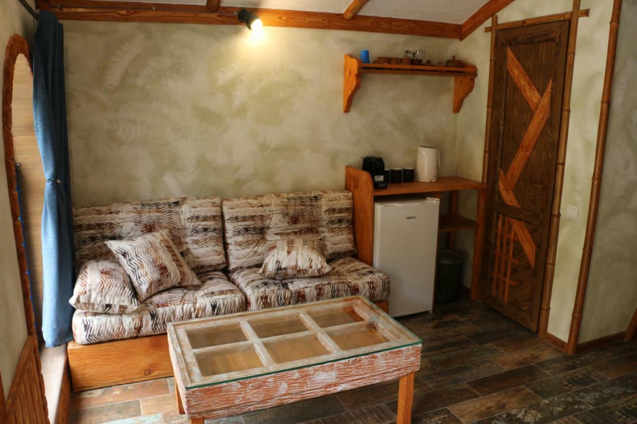 Cozy House Hotel Dilidzjan Buitenkant foto