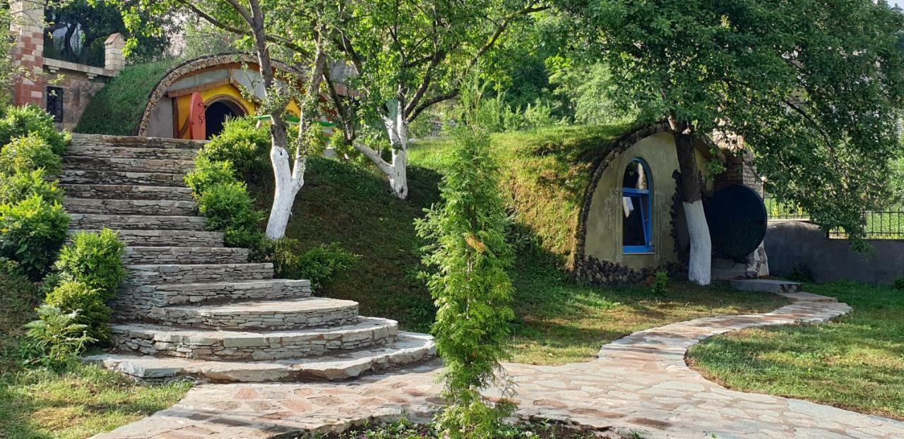 Cozy House Hotel Dilidzjan Buitenkant foto