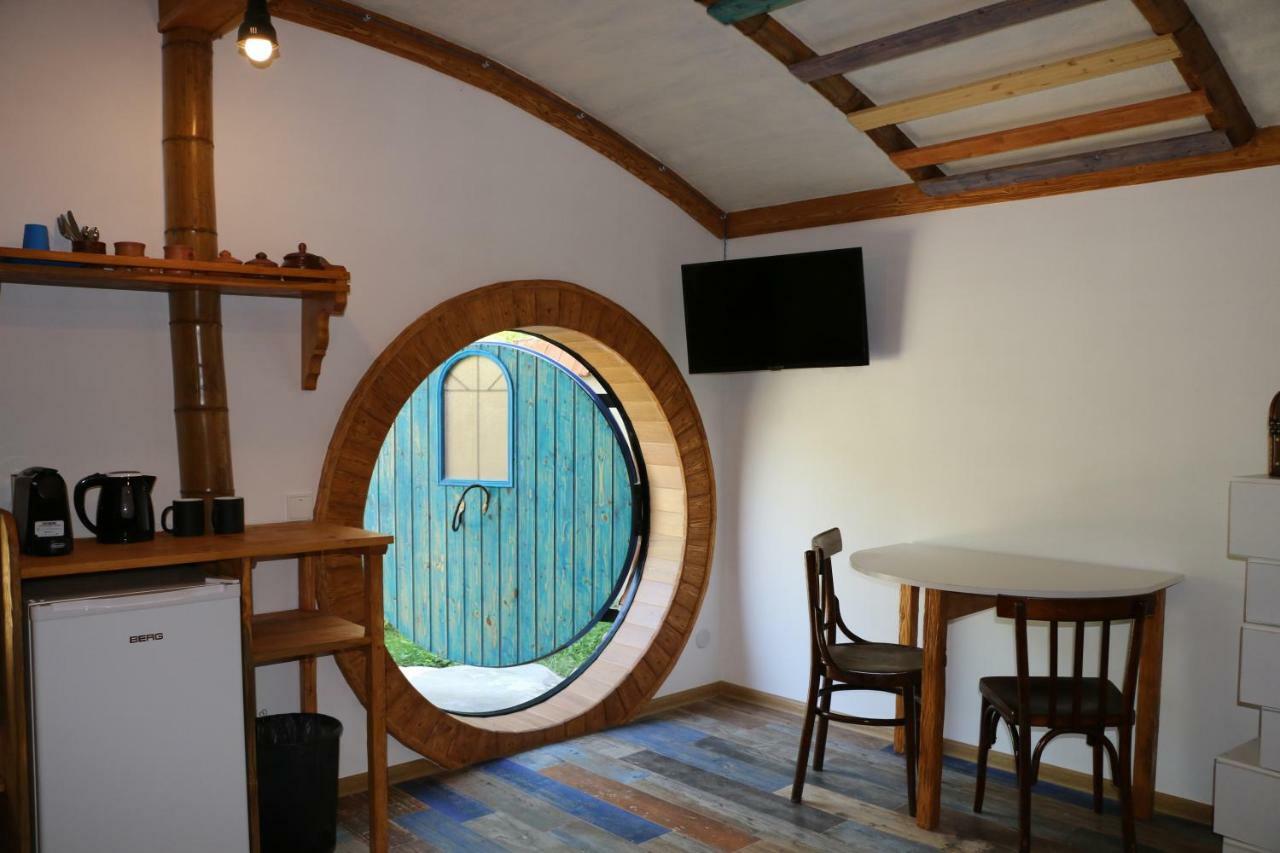 Cozy House Hotel Dilidzjan Buitenkant foto