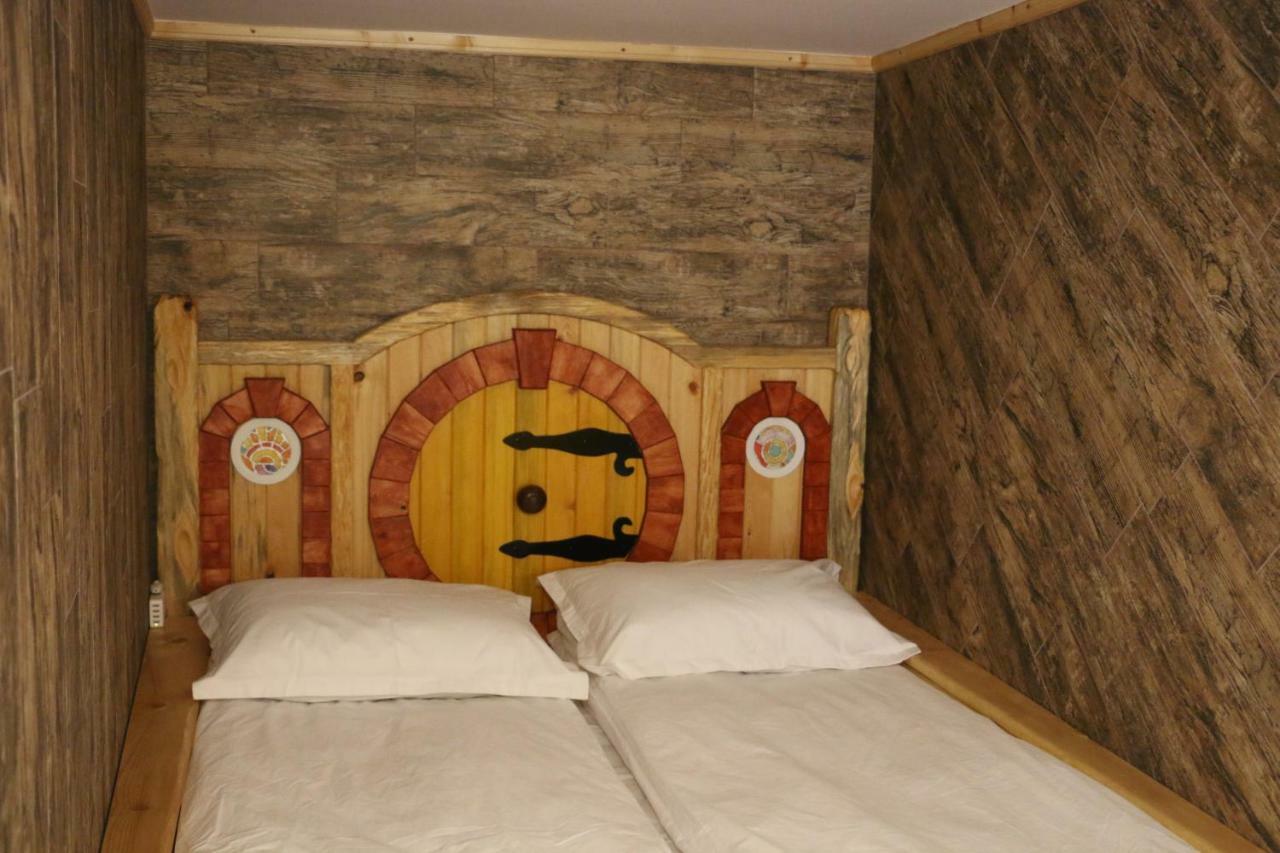 Cozy House Hotel Dilidzjan Buitenkant foto